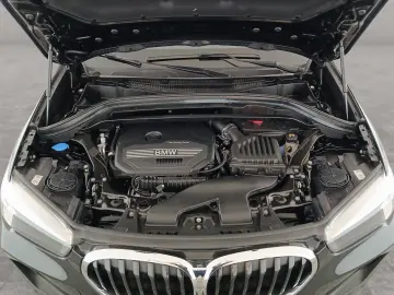 X1 sDrive18i Navi Parkassist Sitzheizung
