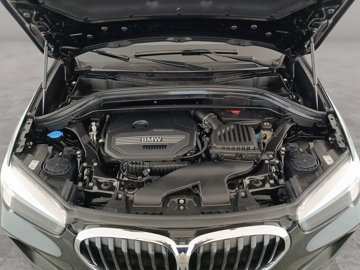 X1 sDrive18i Navi Parkassist Sitzheizung