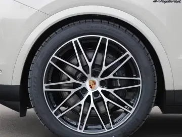 Porsche Cayenne E-Hybrid Coupe BOSE Panorama