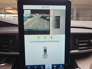 Explorer Platinum Plug-in-Hybrid 4x4, AHK