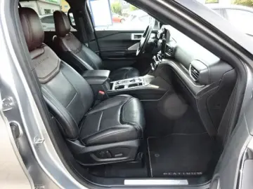 Explorer Platinum PHEV 4x4 *B&O*LED*AHK*PANO*