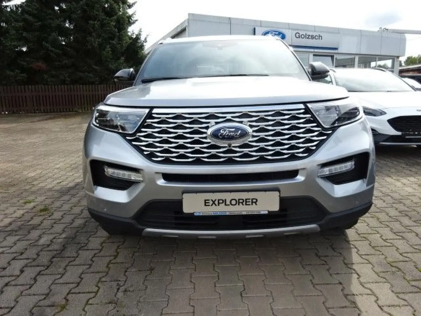 Explorer Platinum PHEV 4x4 *B&O*LED*AHK*PANO*