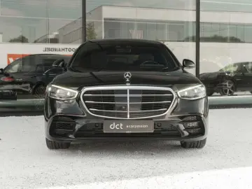 Mercedes-Benz S 580 AMG Lang Entertain HUD Massage Rear