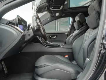 Mercedes-Benz S 580 AMG Lang Entertain HUD Massage Rear