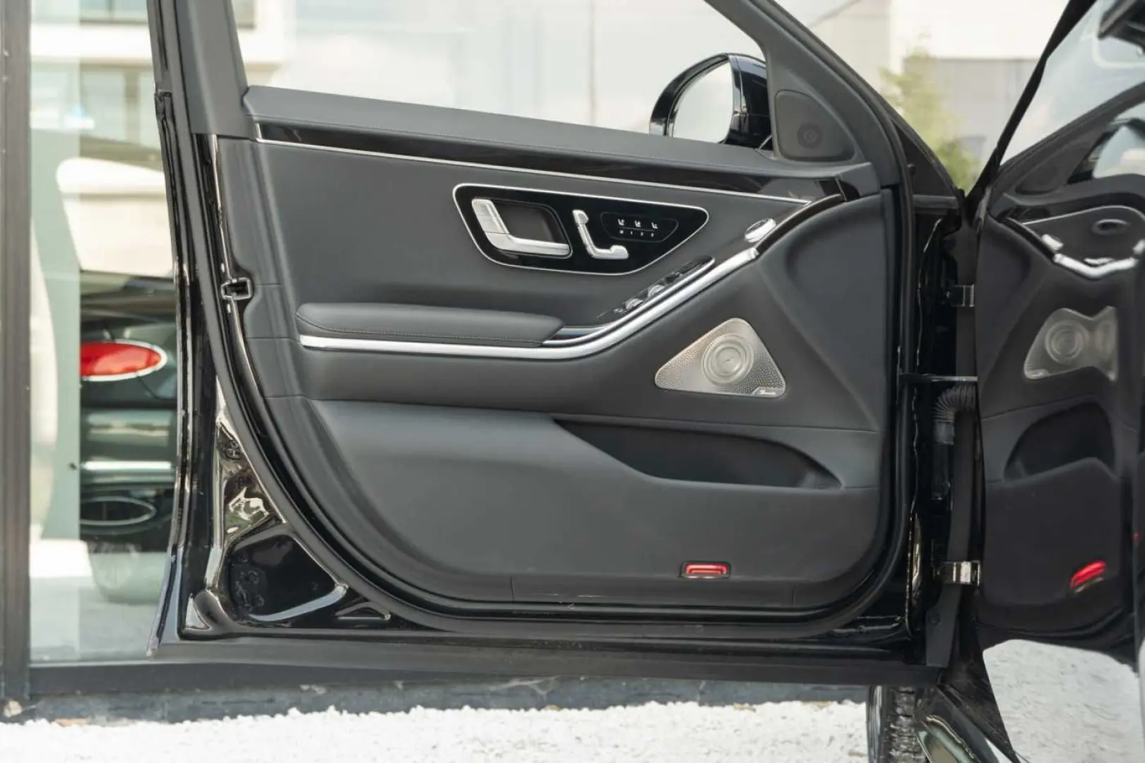 Mercedes-Benz S 580 AMG Lang Entertain HUD Massage Rear