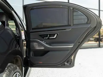 Mercedes-Benz S 580 AMG Lang Entertain HUD Massage Rear