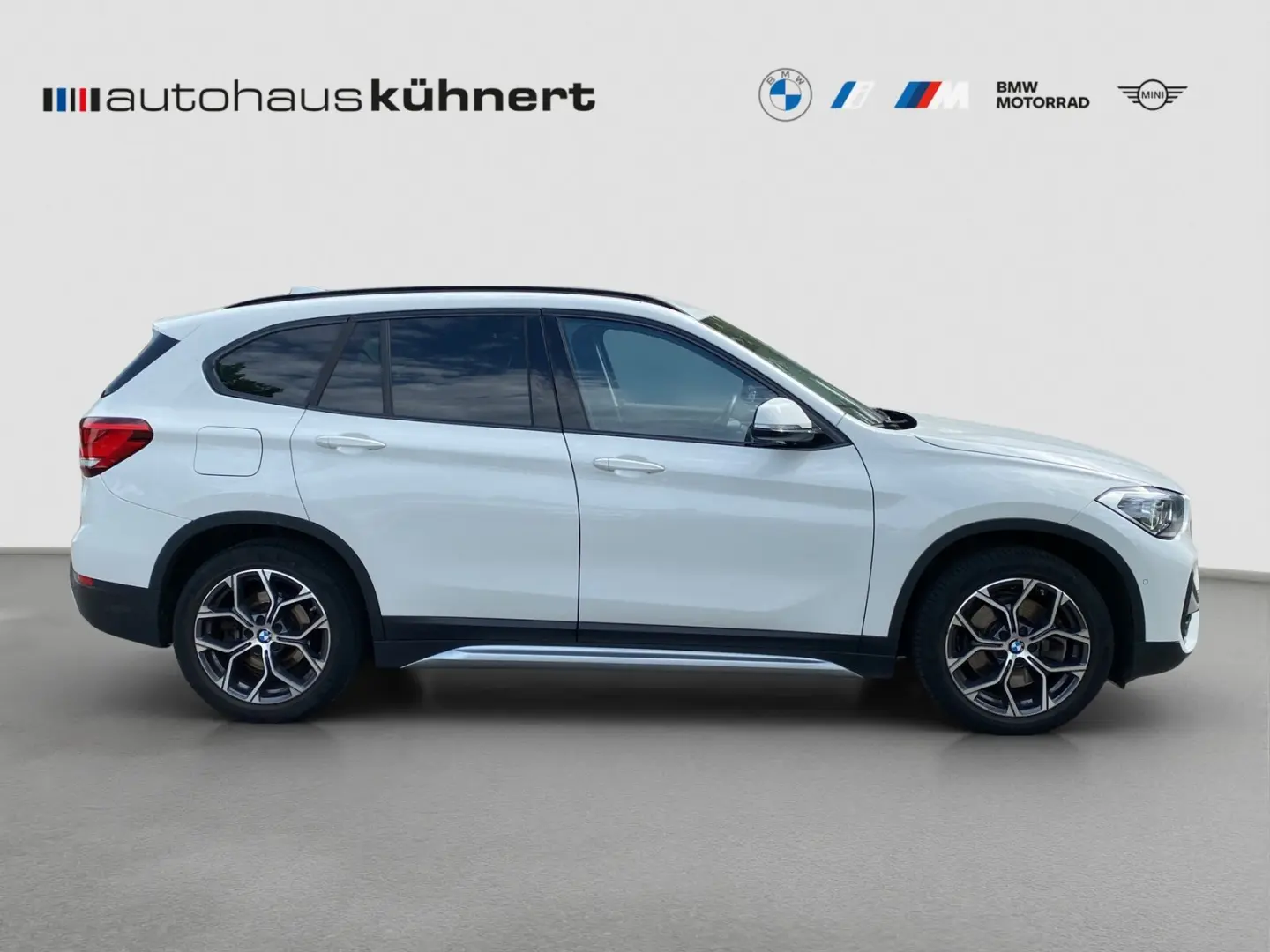 X1 xDrive25e xLine SpurAss LED StHzg ACC Navi RF