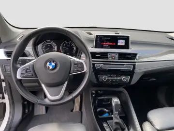 X1 xDrive25e xLine SpurAss LED StHzg ACC Navi RF