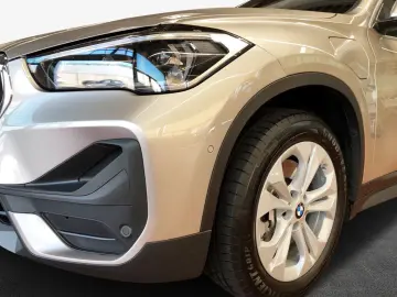 X1 xDrive25e Advantage
