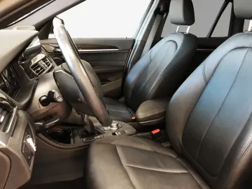 X1 xDrive25e Advantage