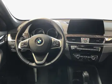 X1 xDrive25e Advantage