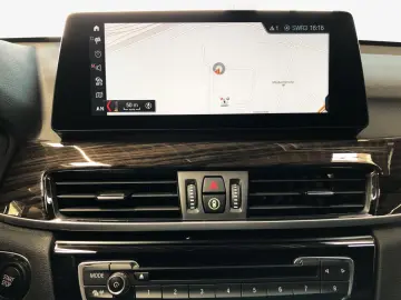 X1 xDrive25e Advantage