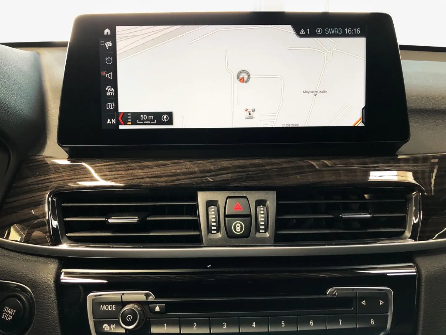 X1 xDrive25e Advantage