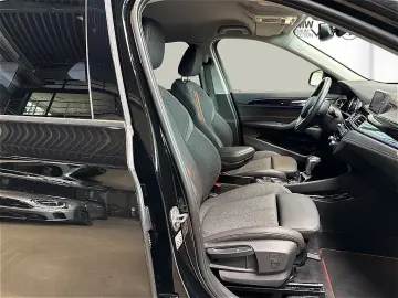 X1 xDrive25e DAB LED Klimaaut. PDC