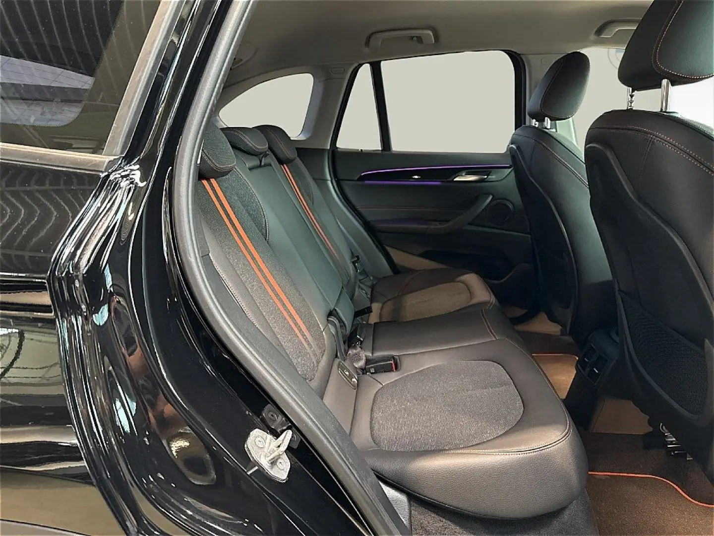 X1 xDrive25e DAB LED Klimaaut. PDC