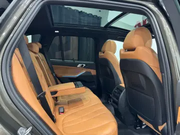 X5 xDrive 45 e M-SPORTPAKET PANO+HUD+KAM+AHK
