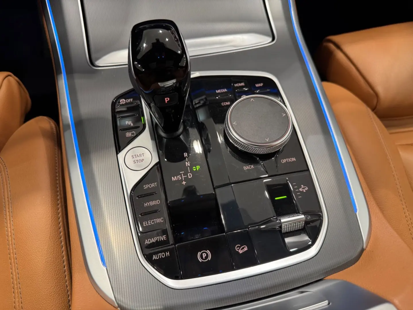 X5 xDrive 45 e M-SPORTPAKET PANO+HUD+KAM+AHK