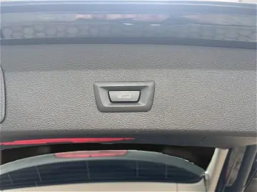 X1 xDrive25e Advantage Head-Up HiFi DAB LED Shz