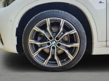 X1 xDrive 25e 220PS +M-Sport+AHK+autom.Heckkl.+L