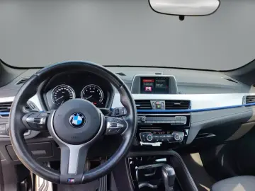 X1 xDrive 25e 220PS +M-Sport+AHK+autom.Heckkl.+L