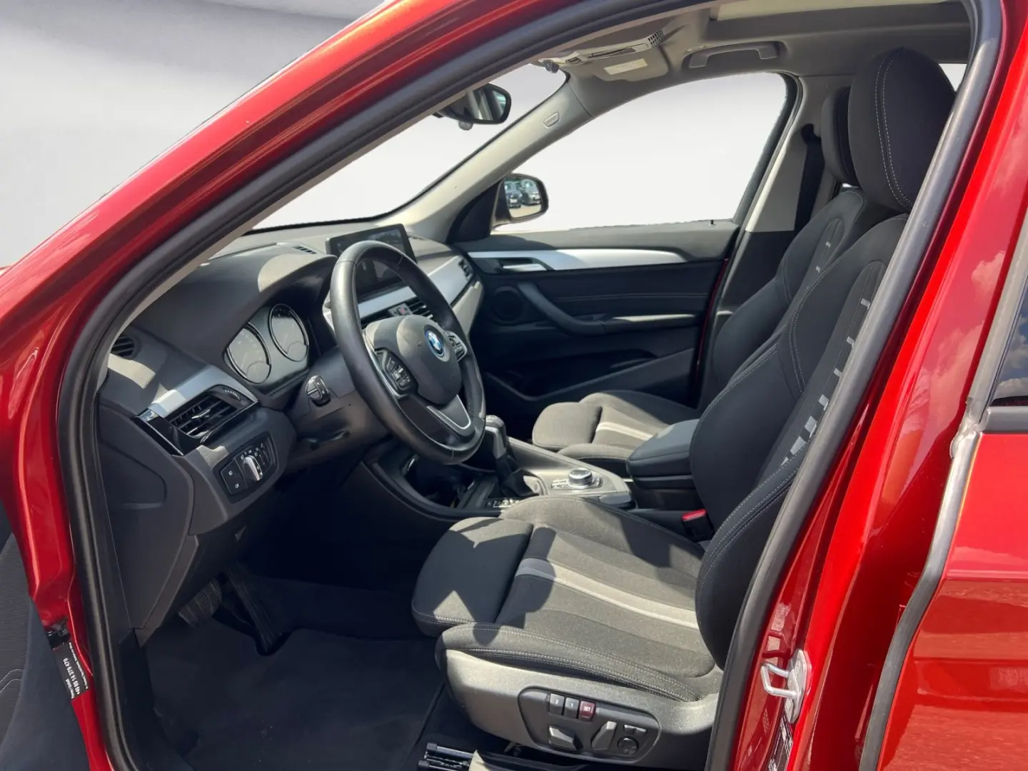 X1 xDrive25e Advantage Navi Panorama Head Up Hif