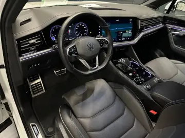Touareg R-Line 4Motion*22Zoll*NP:110.930 EUR !!!