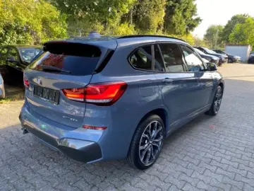 X1 xDrive 25e Sportpaket Navi LED El. Heckklappe