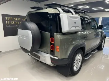 Land Rover Defender 110 2.0L D240 S