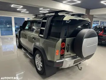 Land Rover Defender 110 2.0L D240 S