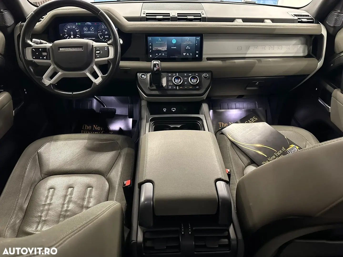 Land Rover Defender 110 2.0L D240 S