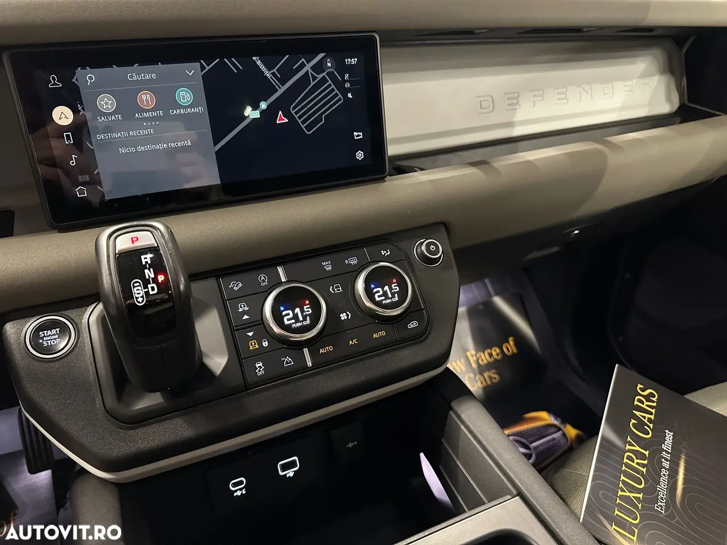 Land Rover Defender 110 2.0L D240 S