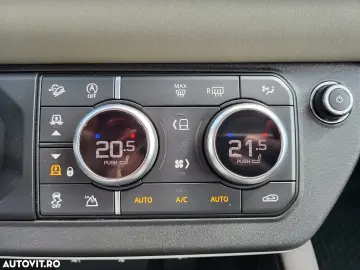 Land Rover Defender 110 2.0L D240 S