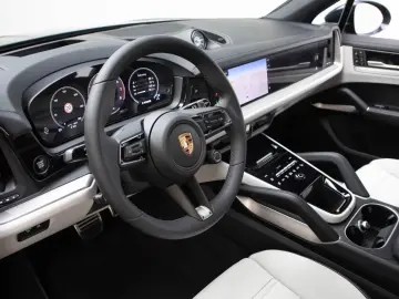 Porsche Cayenne S E-Hybrid HD-Matrix AHK SporDesign Sp