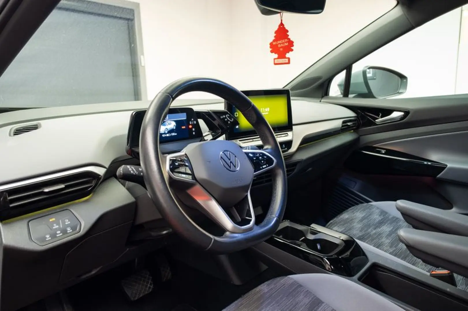 Volkswagen ID.4 PURE/Predare leasing