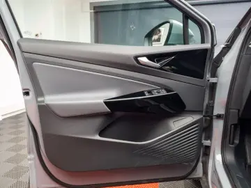 Volkswagen ID.4 PURE/Predare leasing