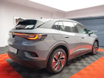 Volkswagen ID.4 PURE/Predare leasing