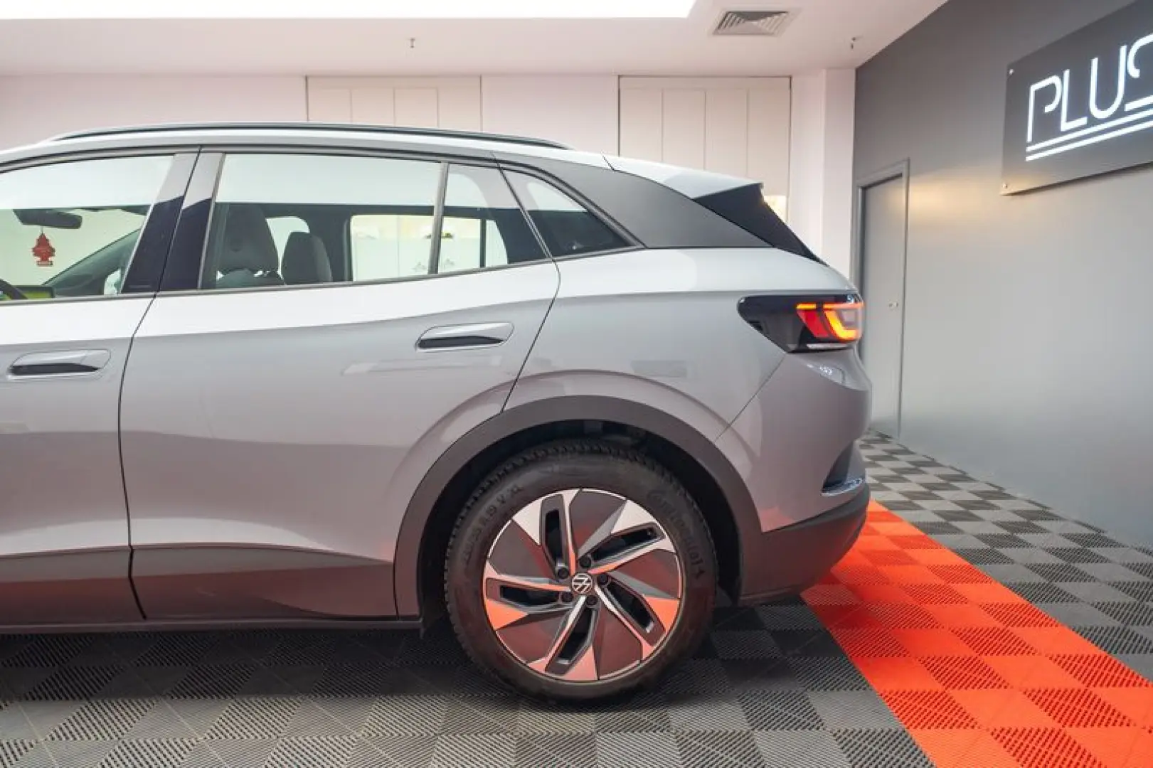 Volkswagen ID.4 PURE/Predare leasing