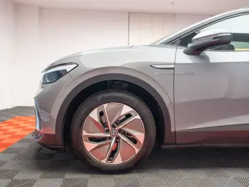 Volkswagen ID.4 PURE/Predare leasing