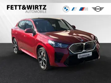 iX2 xDrive30 M Sport Pano Head-Up Harman Kardon