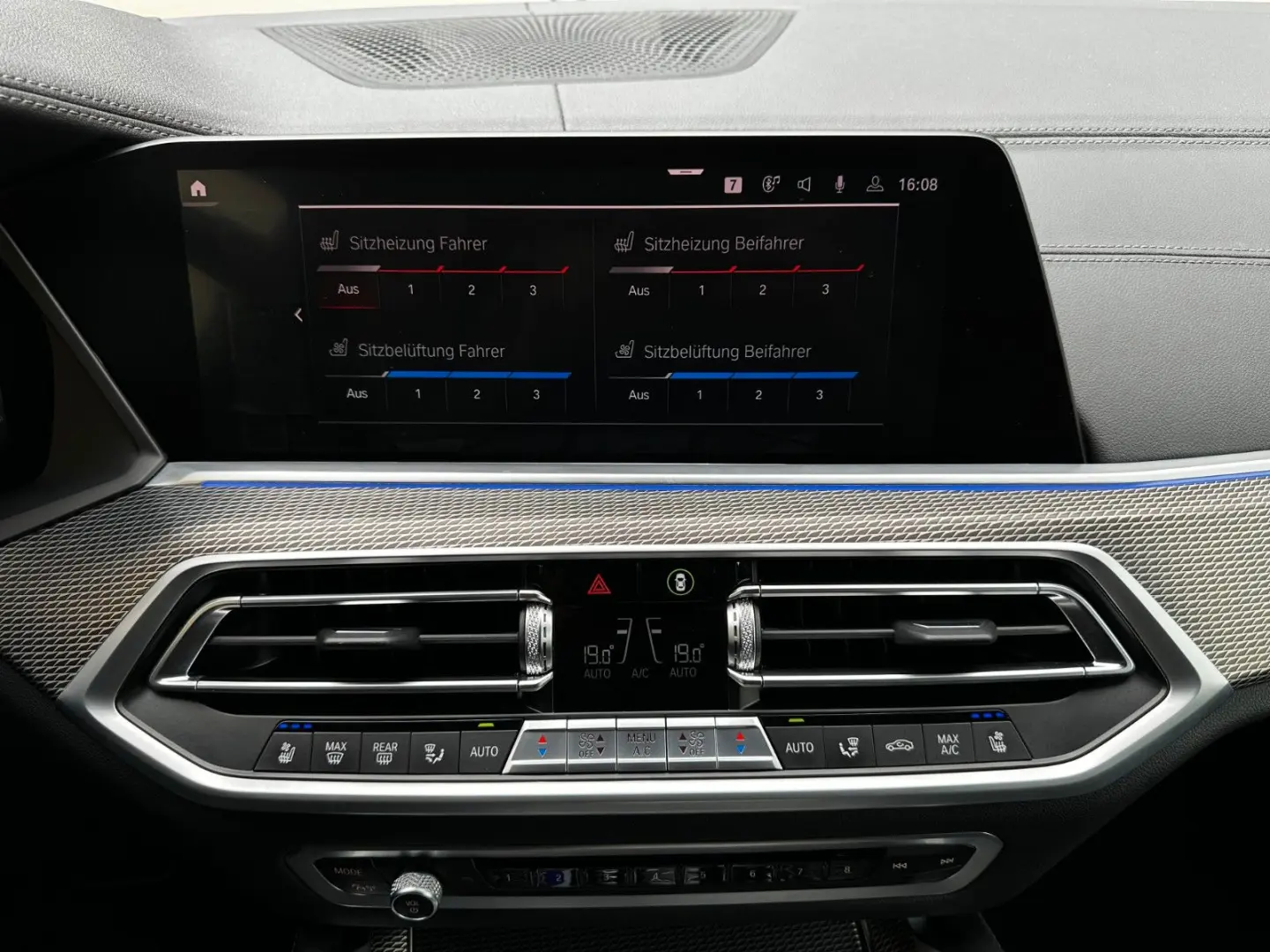 X6 xDr40i M Sport M-Seats Sitzkl HiFi Shadow 22