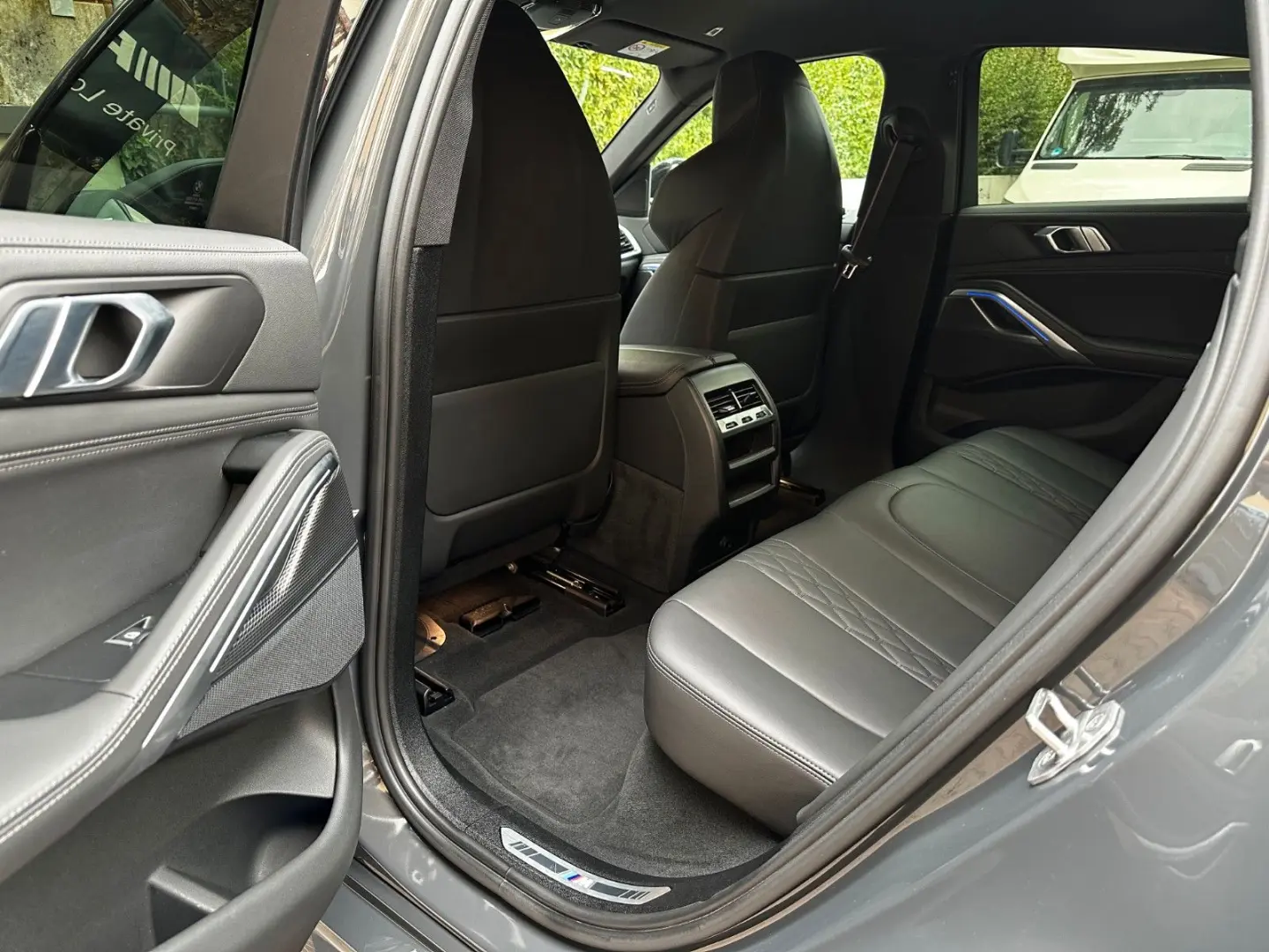 X6 xDr40i M Sport M-Seats Sitzkl HiFi Shadow 22