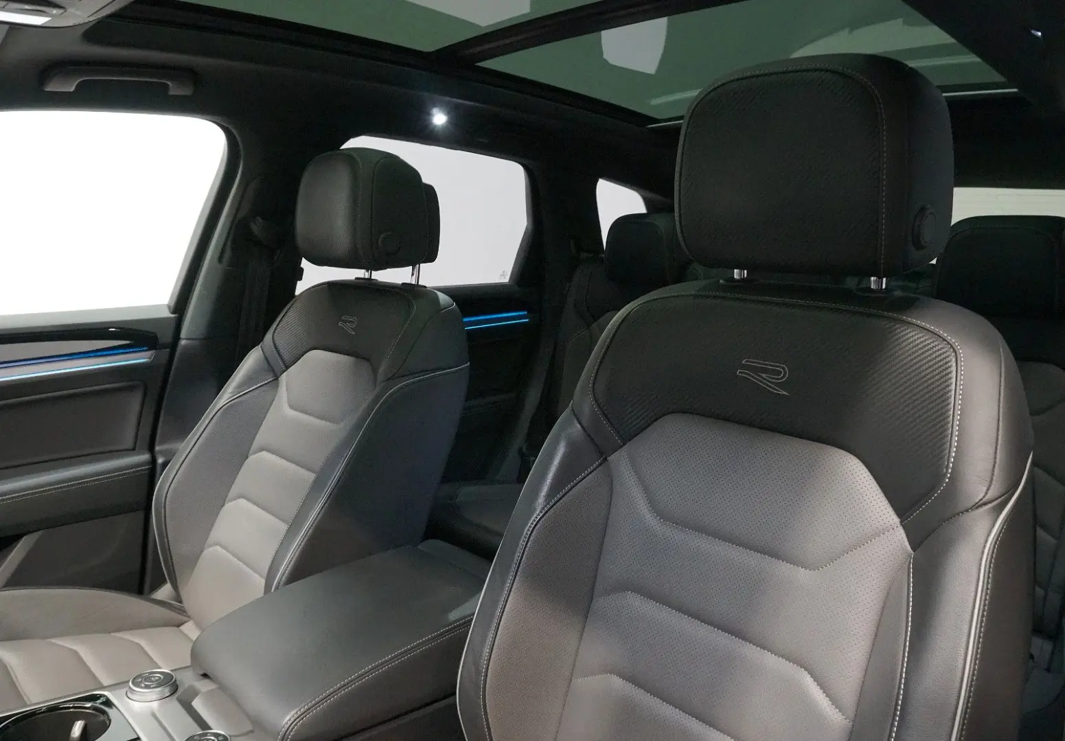 Touareg 3.0 TSI R-Line 4Motion*LUFT*AHK*HUD*STDH