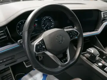 Touareg 3.0 TSI R-Line 4Motion*LUFT*AHK*HUD*STDH