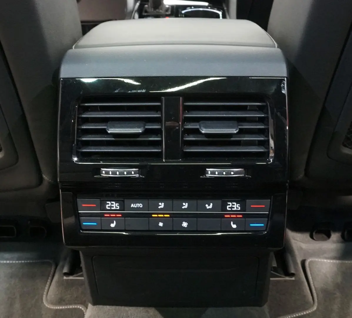 Touareg 3.0 TSI R-Line 4Motion*LUFT*AHK*HUD*STDH