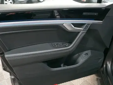 Touareg 3.0 TSI R-Line 4Motion*LUFT*AHK*HUD*STDH