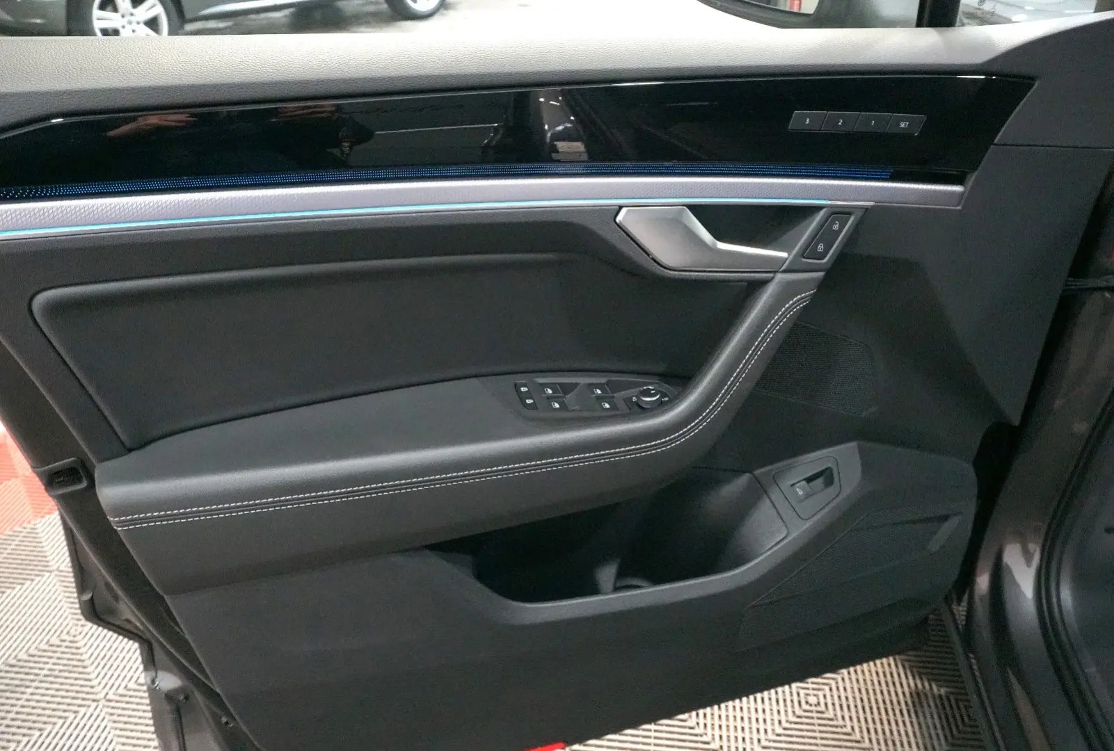 Touareg 3.0 TSI R-Line 4Motion*LUFT*AHK*HUD*STDH
