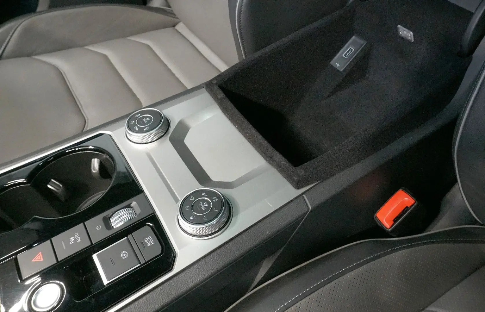 Touareg 3.0 TSI R-Line 4Motion*LUFT*AHK*HUD*STDH