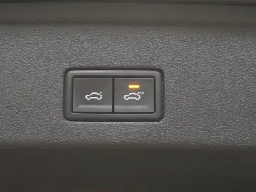 Touareg 3.0 TSI R-Line 4Motion*LUFT*AHK*HUD*STDH