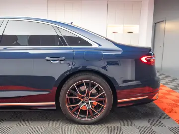 AUDI A8 60TFSI E-Tron Quattro