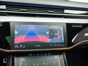 AUDI A8 60TFSI E-Tron Quattro